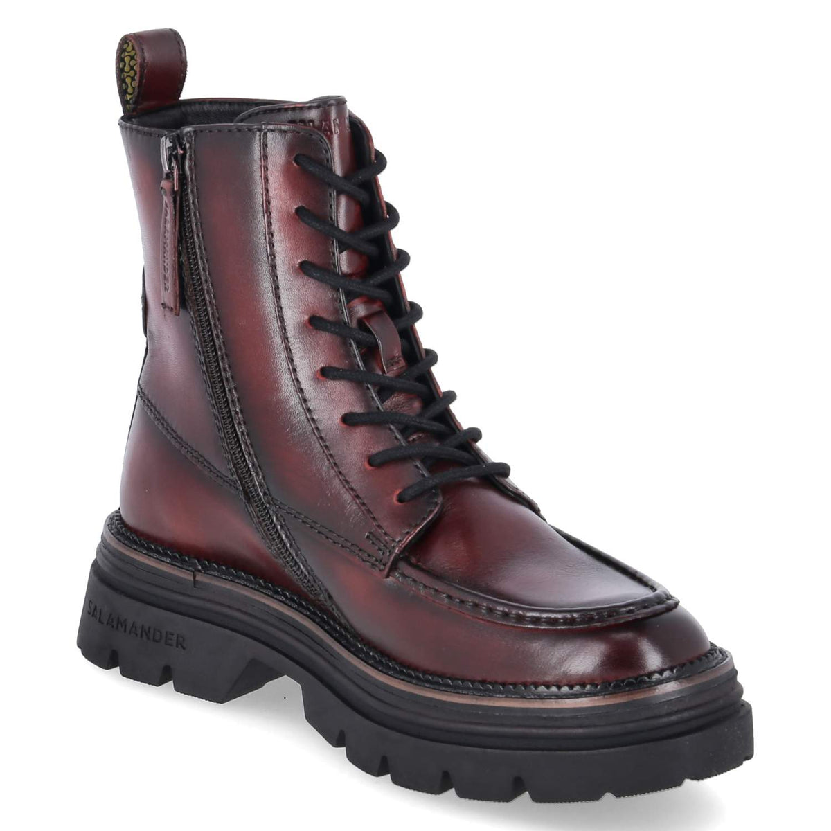 Schnürboots Rot