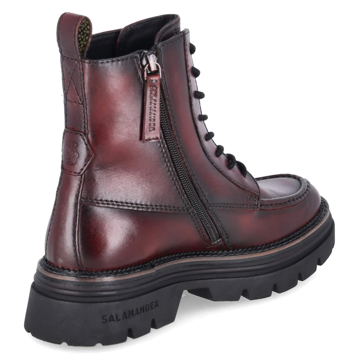 Schnürboots Rot