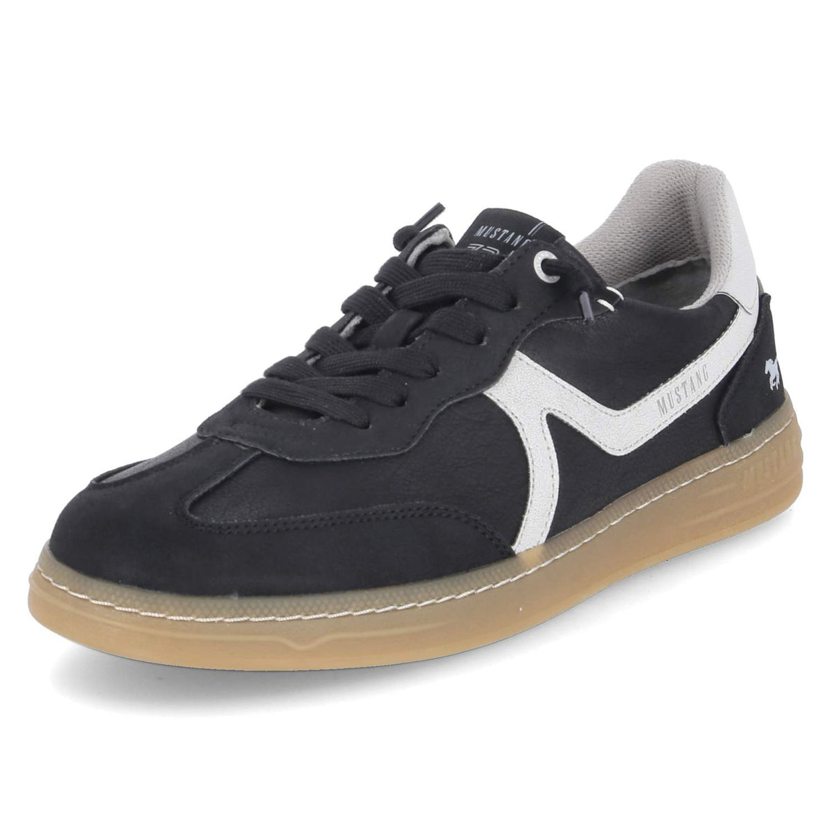 Low Sneaker Schwarz